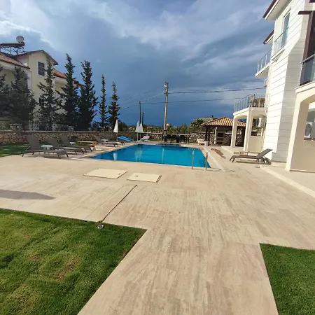 Holly Villa