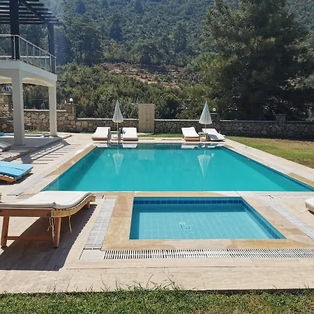 Villa Holly *