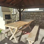 Villa Holly